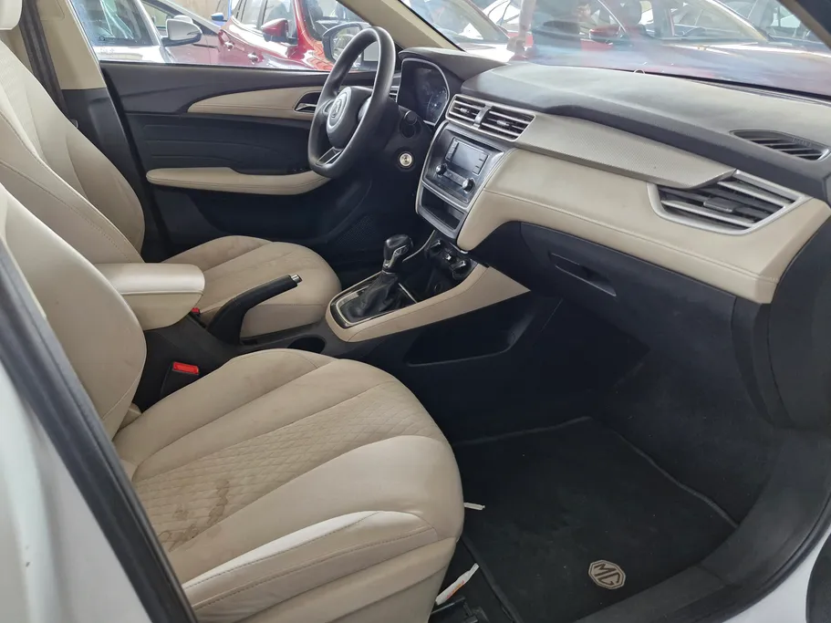 ام جي 5 STD 2022 