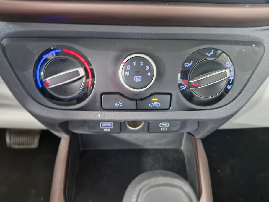 هيونداي Grand i10 فلييت 2024 