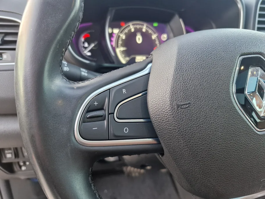 رينو كوليوس LE 2023 