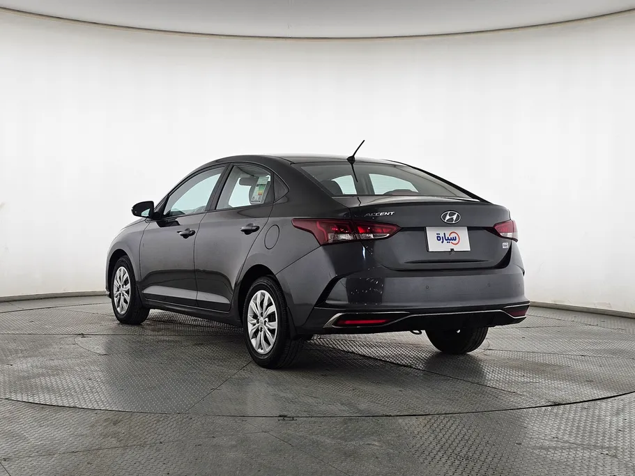 هيونداي اكسنت سمارت 2023 