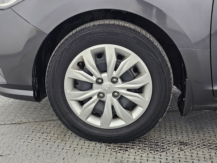 هيونداي اكسنت سمارت 2023 