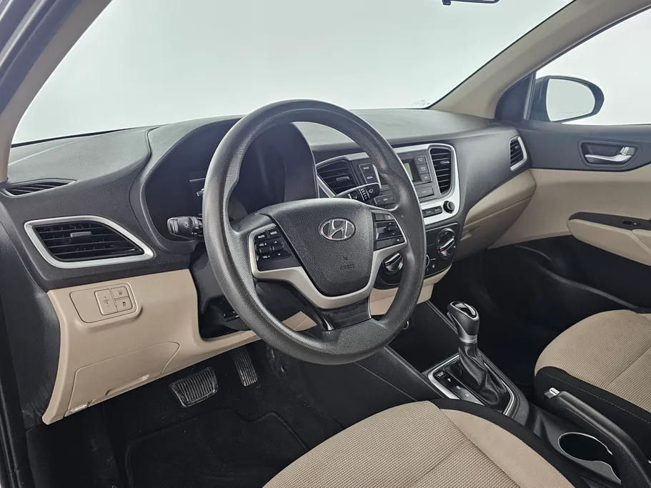 هيونداي اكسنت سمارت 2023 