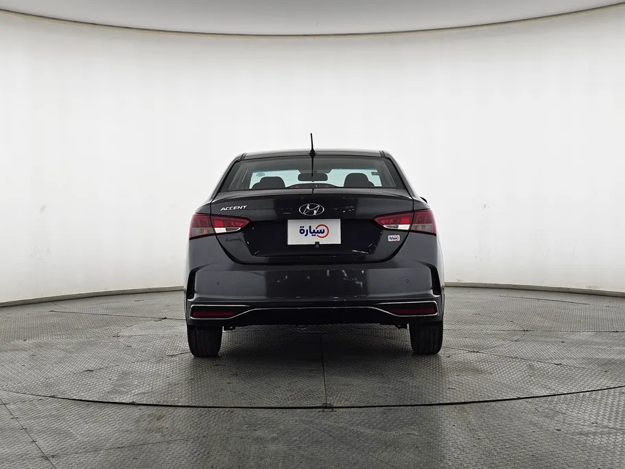 هيونداي اكسنت سمارت 2023 