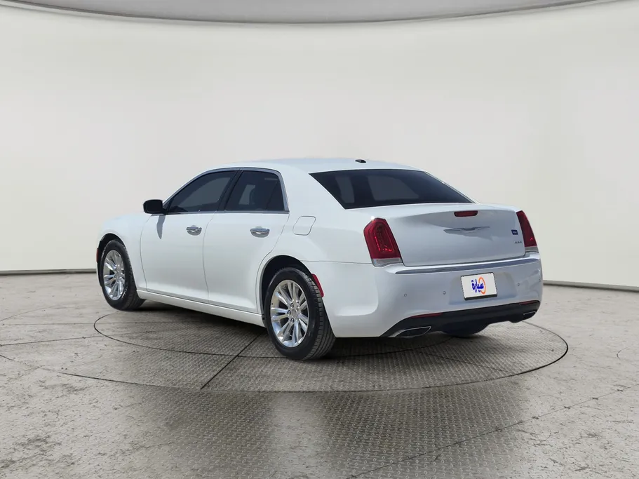 2018 Chrysler 300 C 