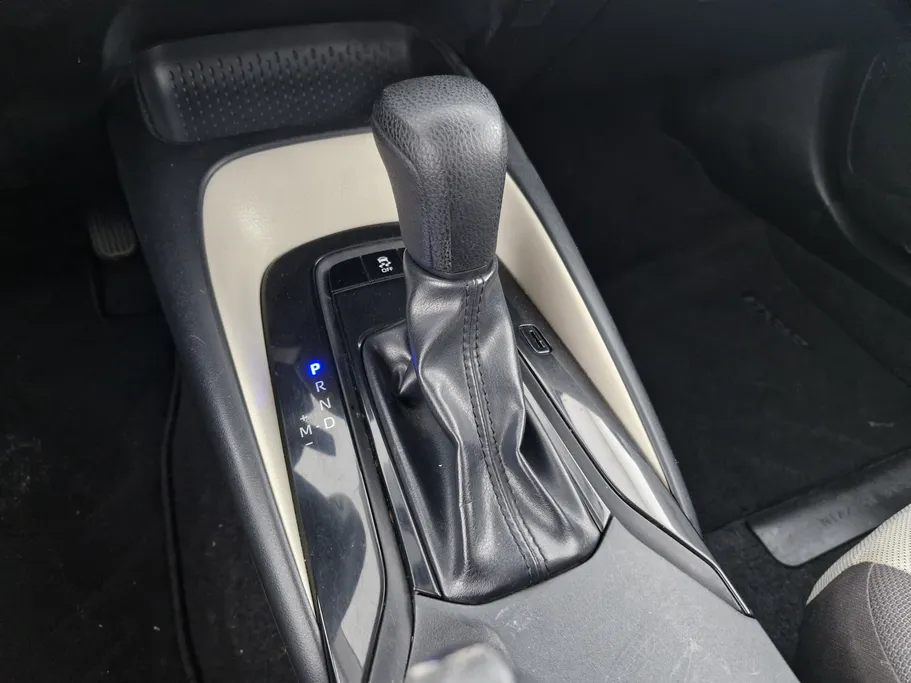 تويوتا كورولا XLI 2023 