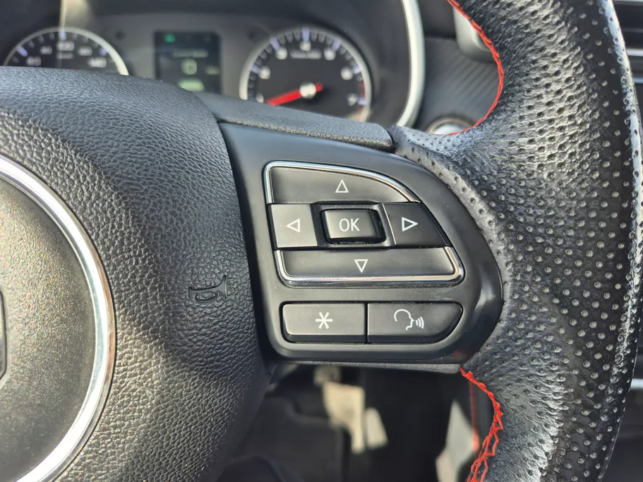 ام جي ZS STD 2023 