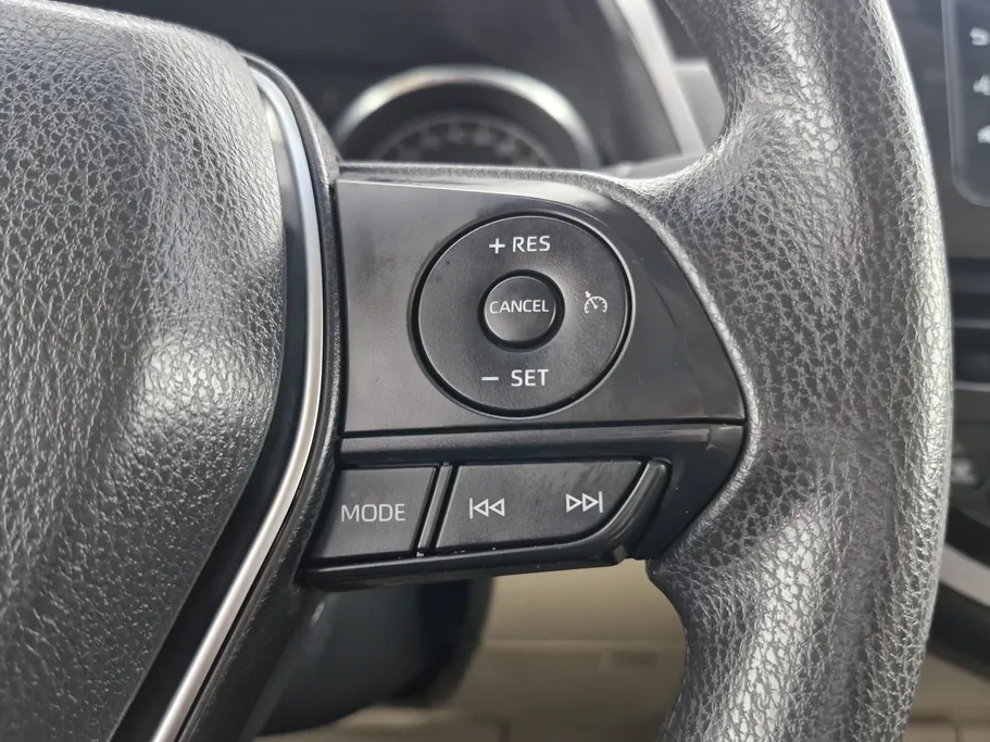 2024 Toyota Camry  LE HEV 