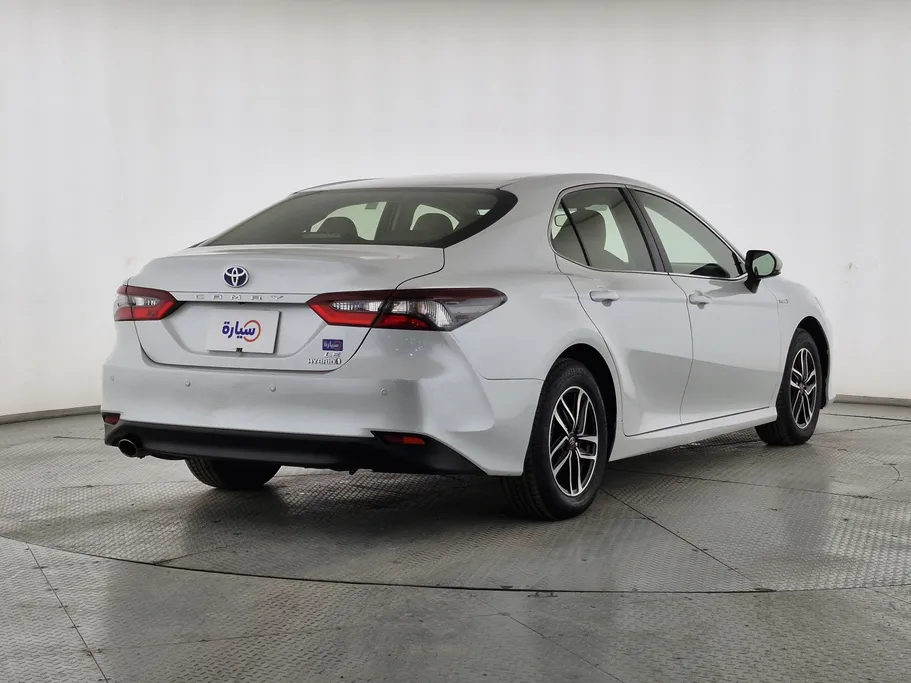 2024 Toyota Camry  LE HEV 