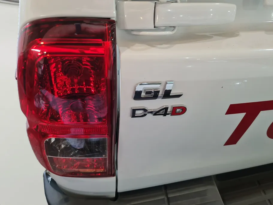 تويوتا هايلكس GL DSL 2026 