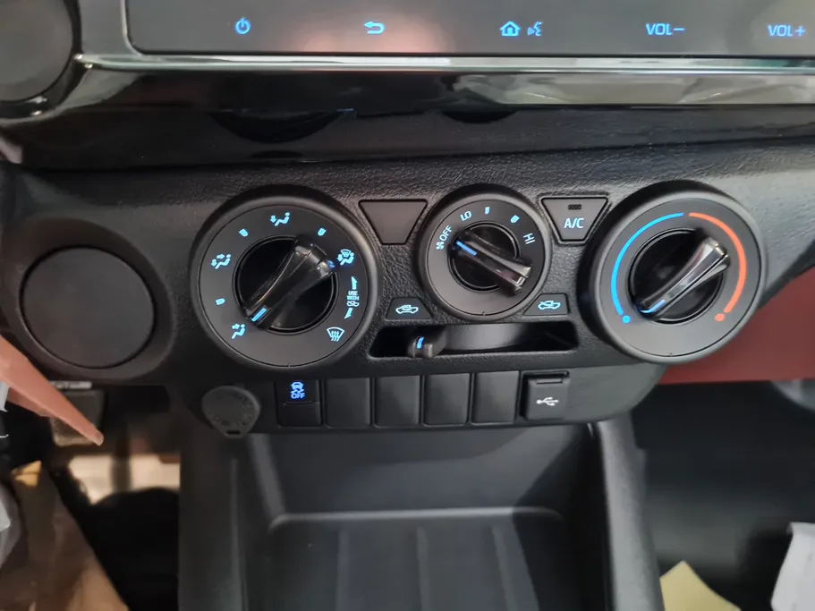 تويوتا هايلكس GL DSL 2026 