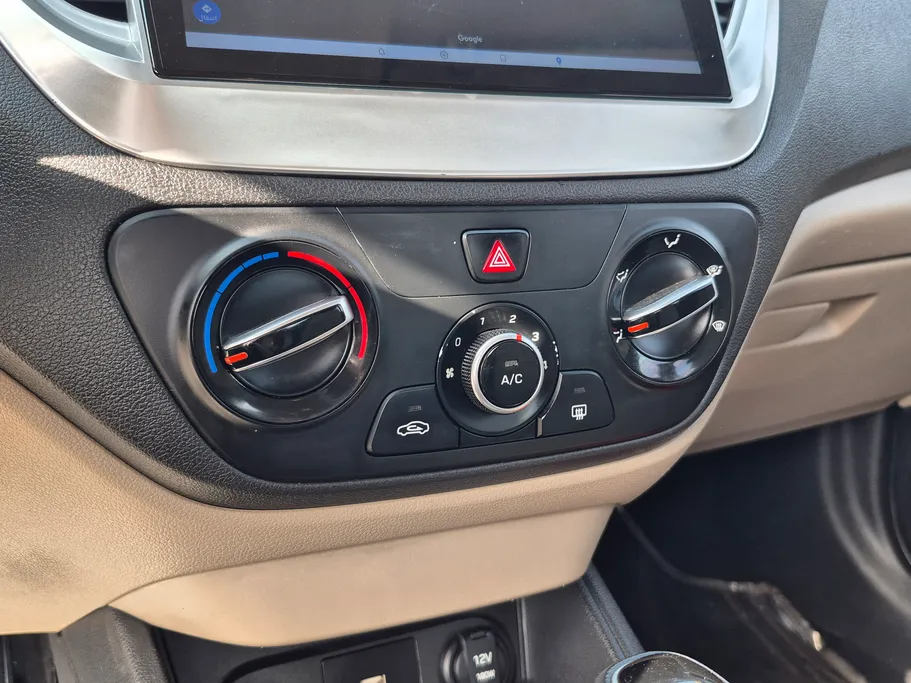 2023 Hyundai Accent Smart 