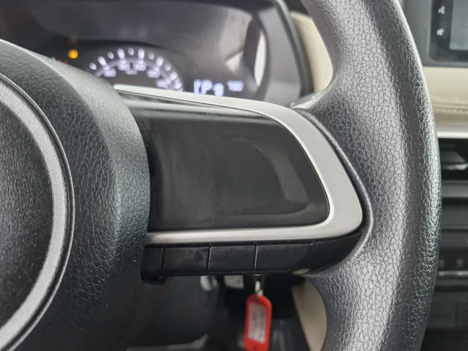 تويوتا يارس Y 2024 