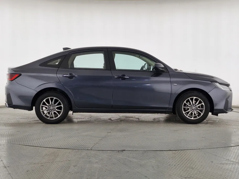 تويوتا يارس Y 2024 