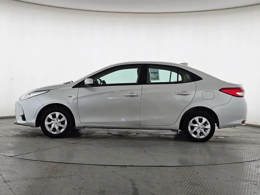 تويوتا يارس Y 2022 