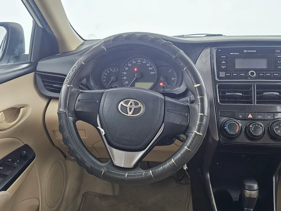 تويوتا يارس Y 2022 