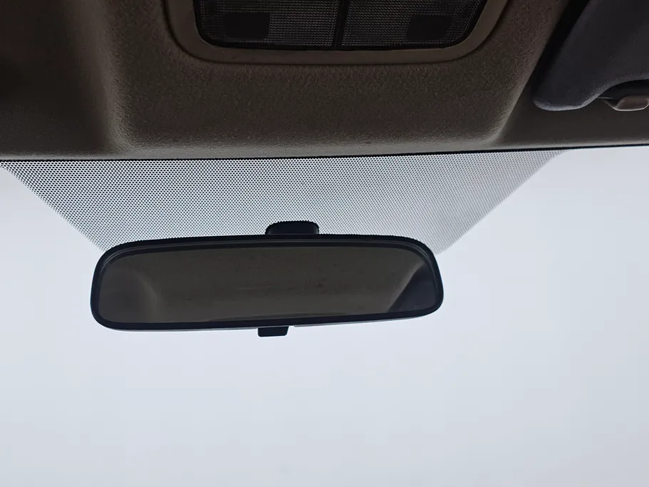 تويوتا يارس Y 2022 