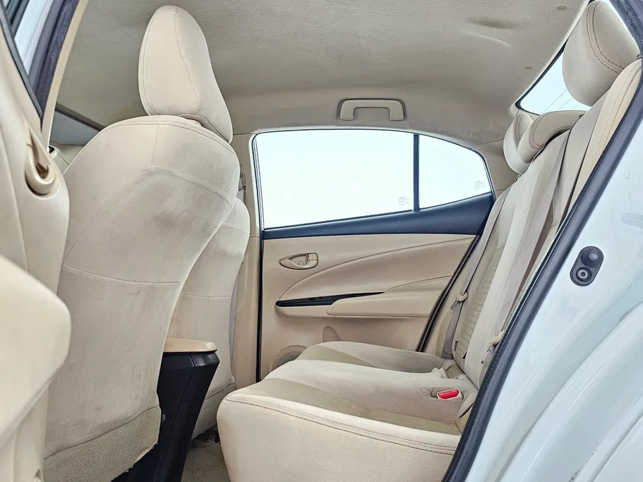 تويوتا يارس Y 2022 