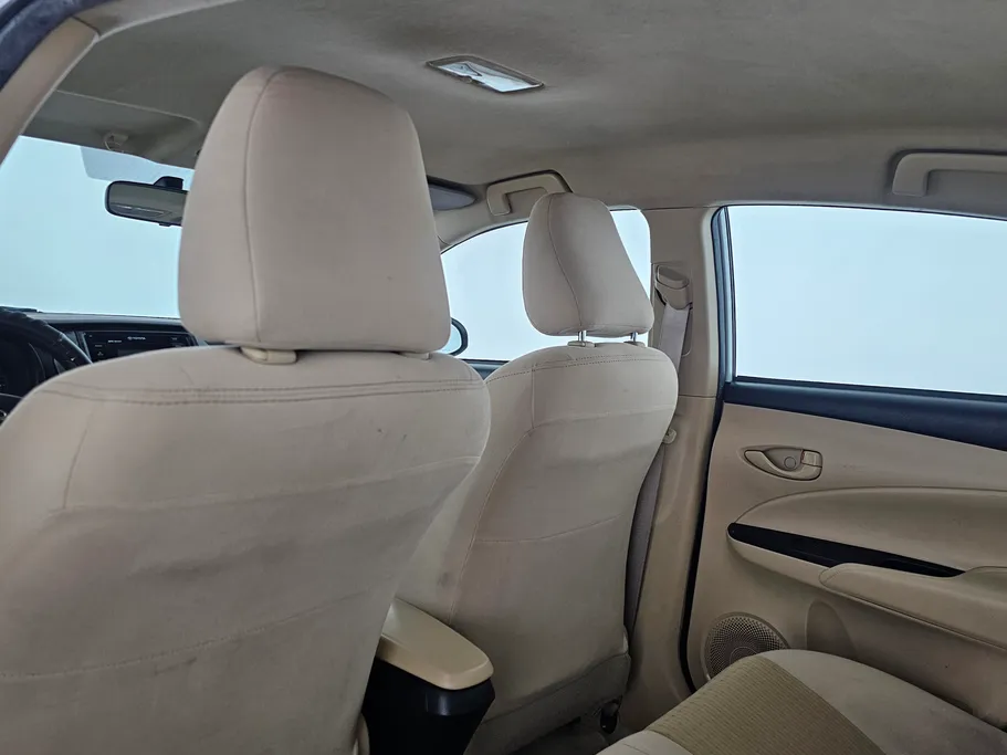 تويوتا يارس Y 2022 