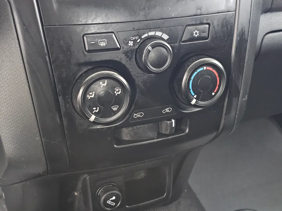 2022 Isuzu D-max DC 4x2 Diesel 