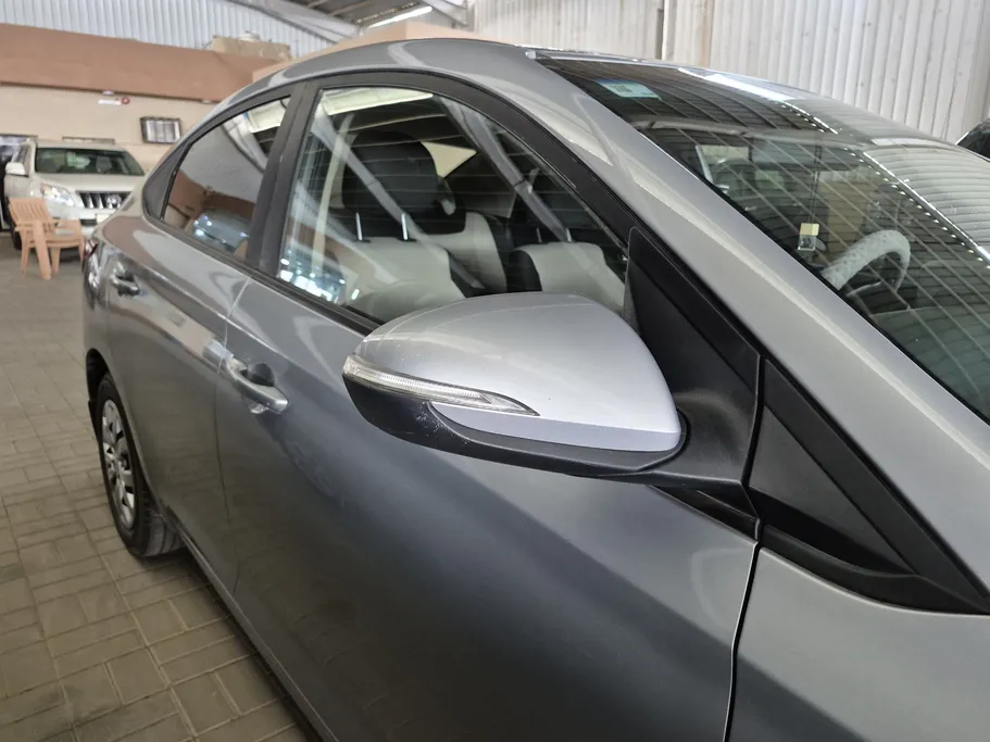 2022 Hyundai Accent Smart 