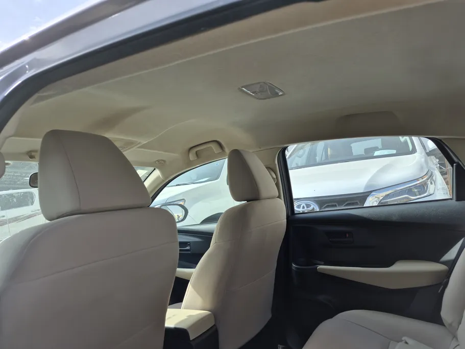 2023 Toyota Yaris  Y 