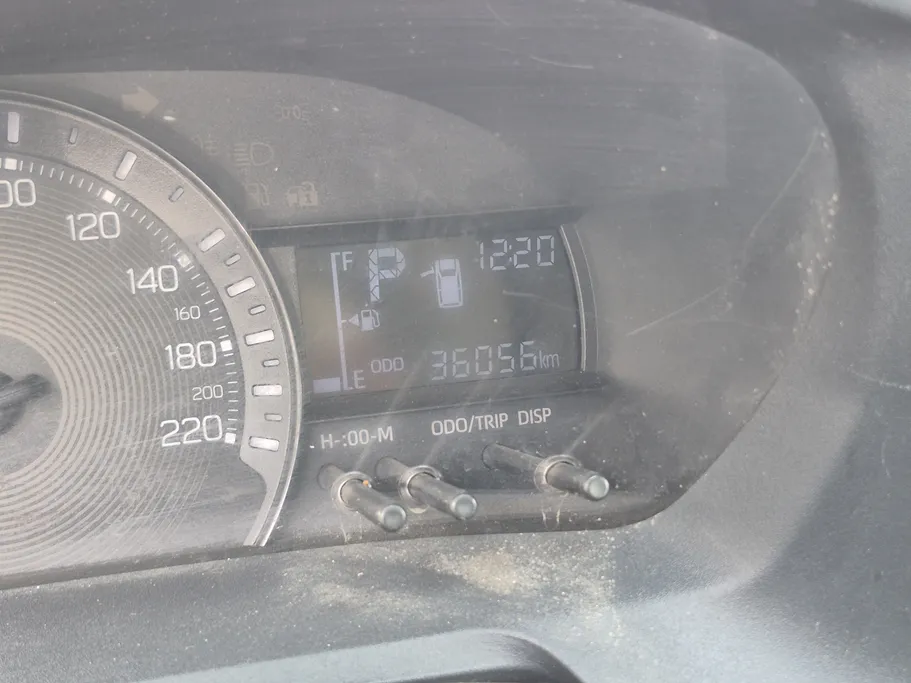 2023 Toyota Yaris  Y 