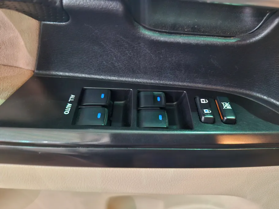 تويوتا لاندكروزر Grand Touring 2020 