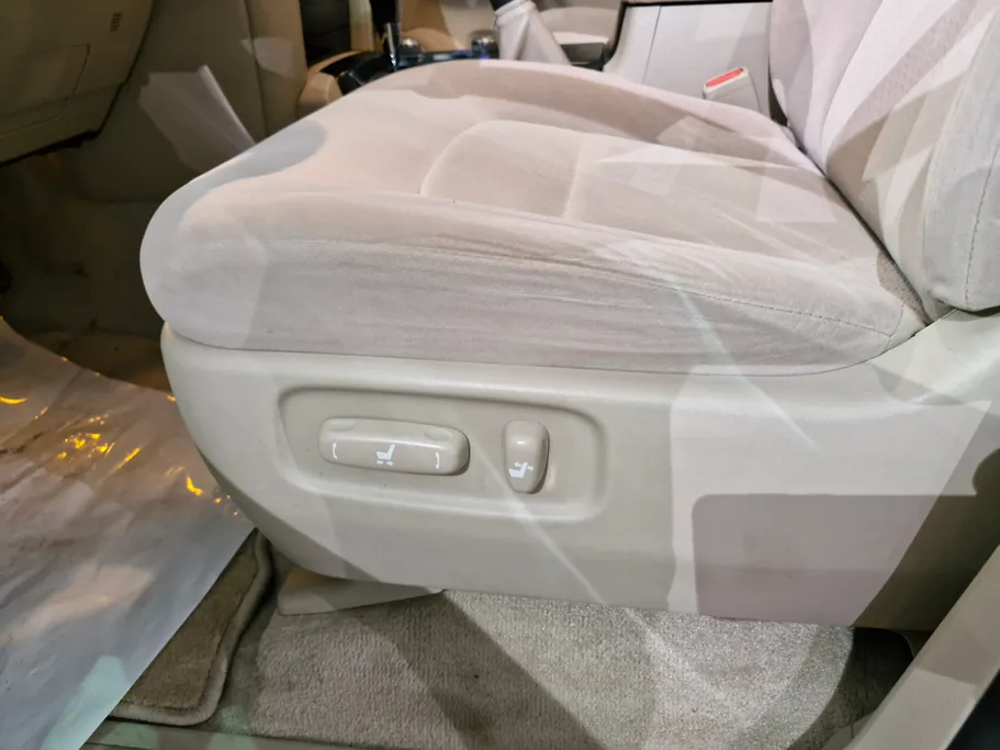 تويوتا لاندكروزر Grand Touring 2020 