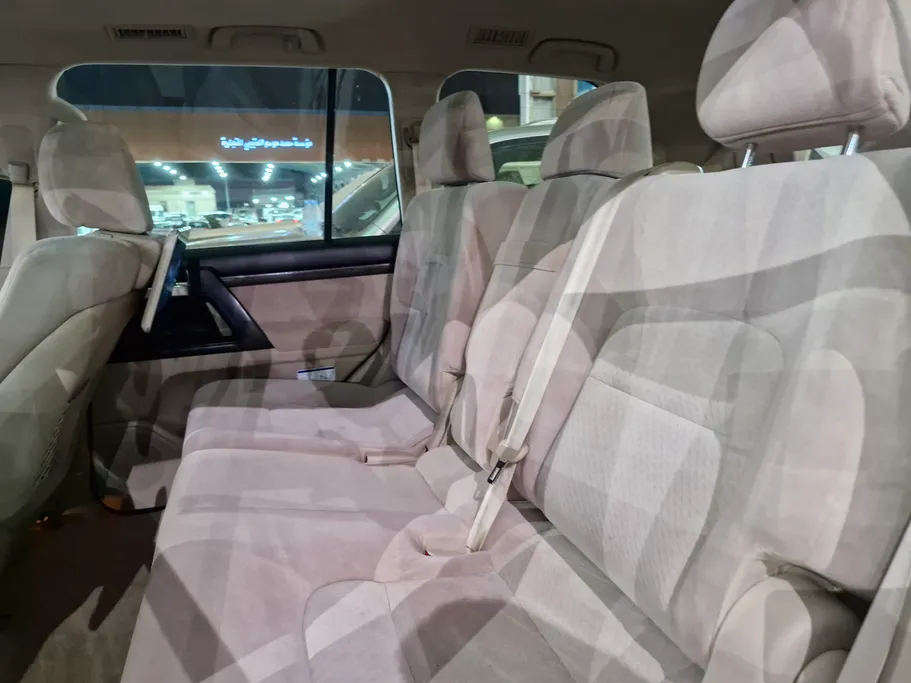 تويوتا لاندكروزر Grand Touring 2020 