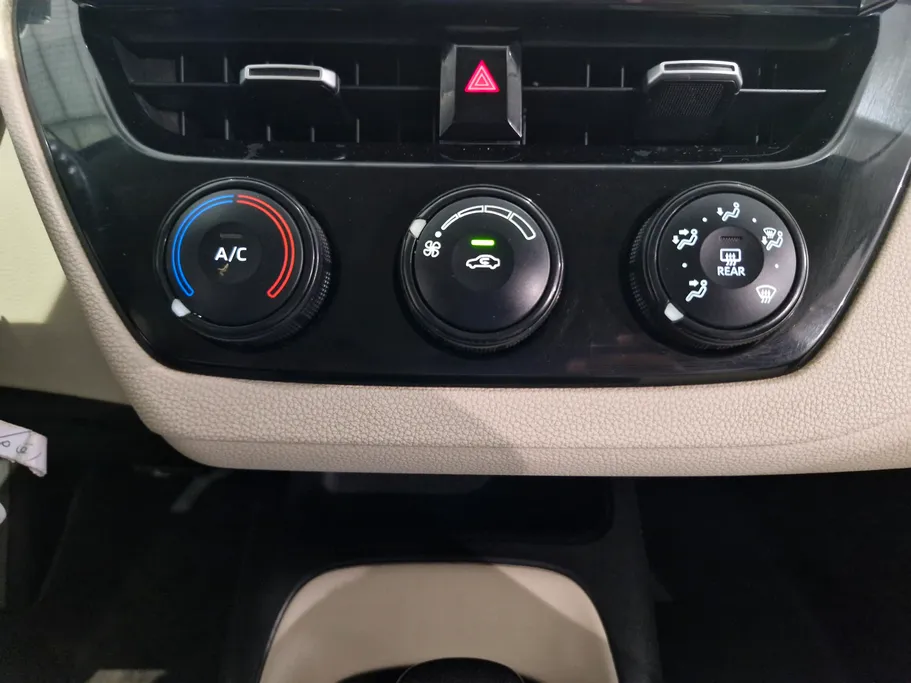 تويوتا كورولا XLI Executive 2024 