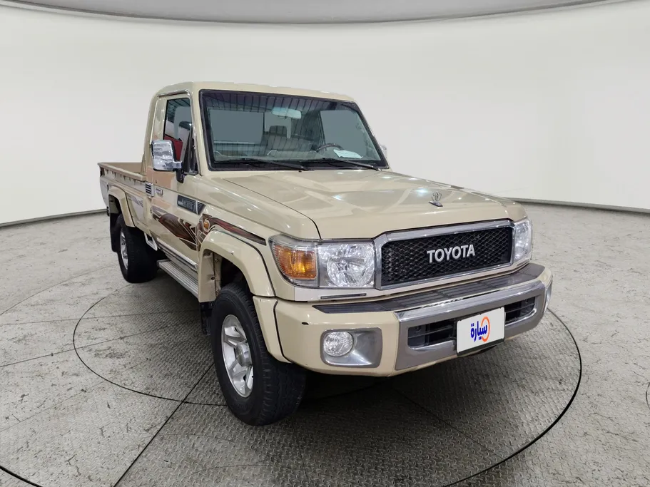 2021 Toyota Land Cruiser Pickup LX 