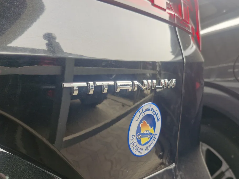 فورد تريتوري تيتانيوم 2025 