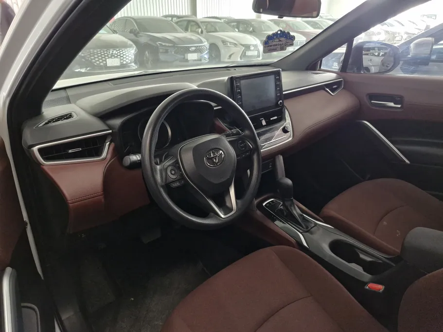 تويوتا كورولا كروس LE HEV 2023 