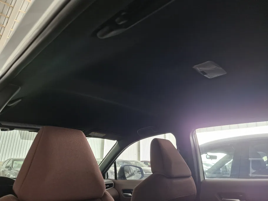 تويوتا كورولا كروس LE HEV 2023 