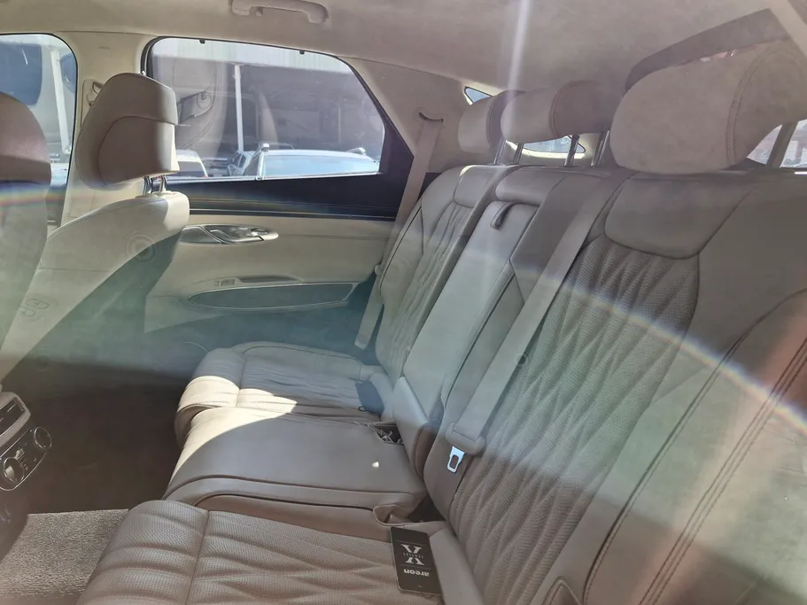 2024 Genesis GV70 Premium 