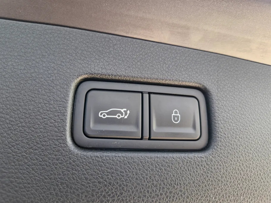 2024 Genesis GV70 Premium 