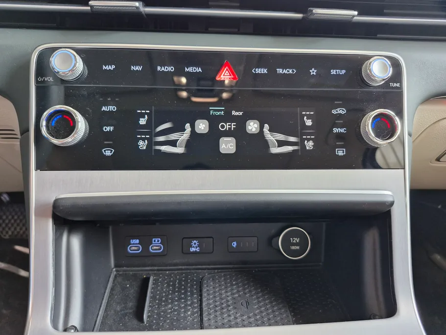 2025 جينيسيس GV80 Premium 