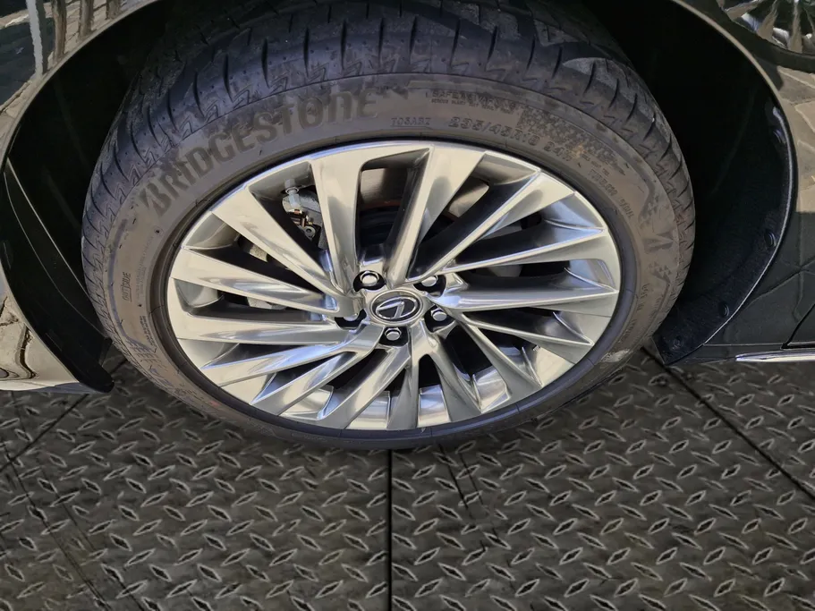 2025 Lexus ES 350 CC Elite 