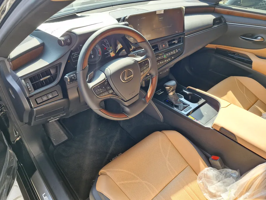 2025 Lexus ES 350 CC Elite 
