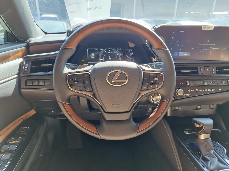 2025 Lexus ES 350 CC Elite 
