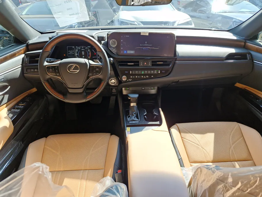 2025 Lexus ES 350 CC Elite 