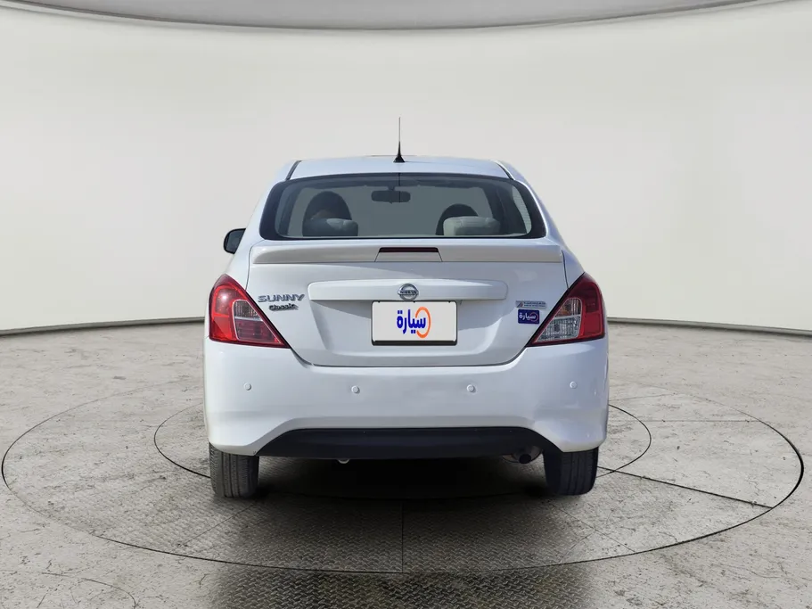 2022 نيسان Sunny Classic 