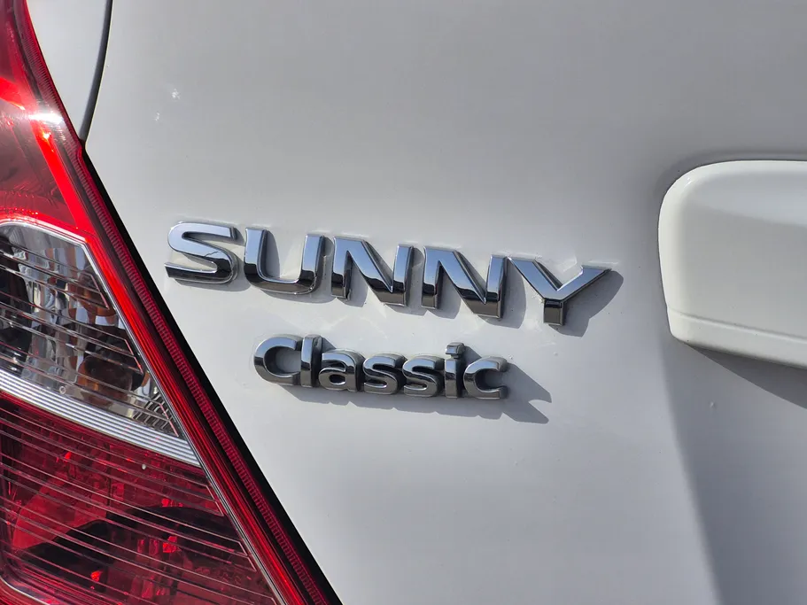 2022 نيسان Sunny Classic 