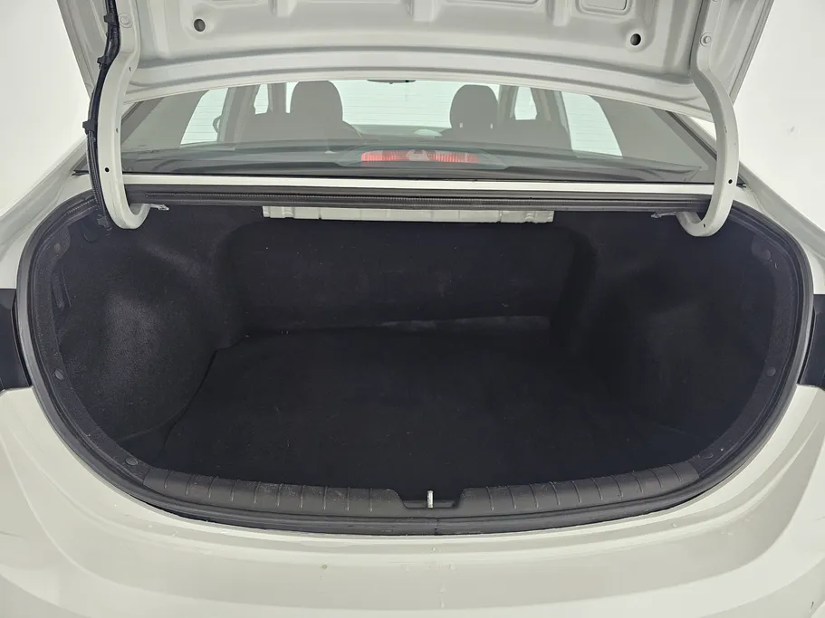 هيونداي اكسنت سمارت 2023 