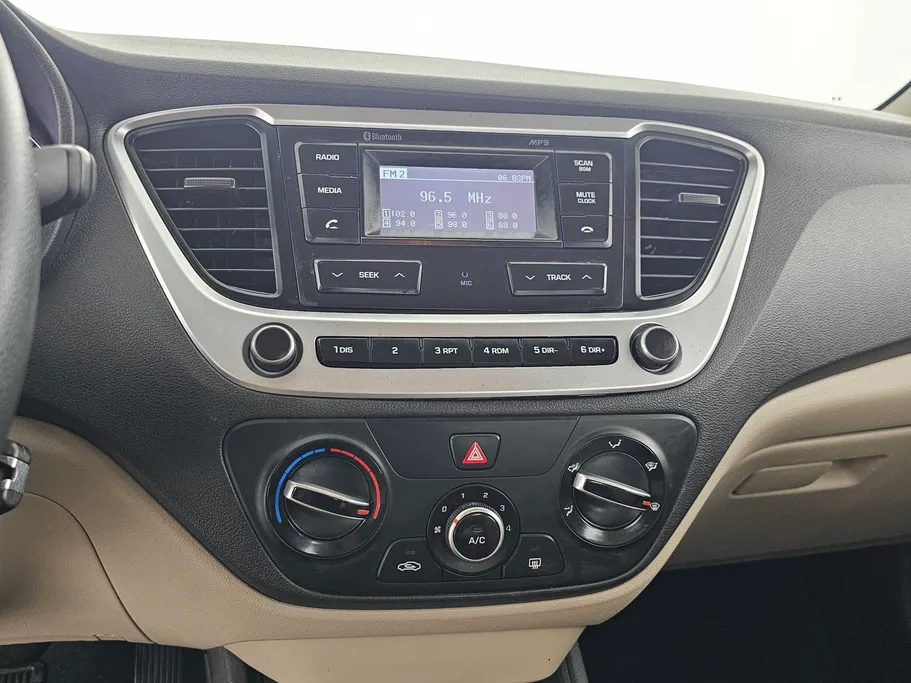 هيونداي اكسنت سمارت 2023 