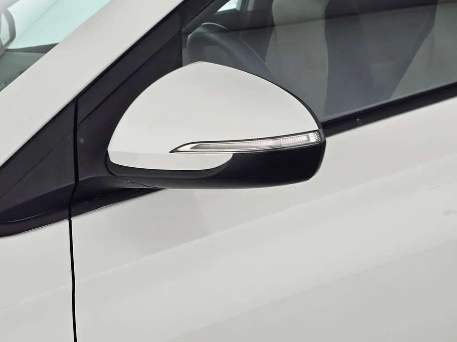 هيونداي اكسنت سمارت 2023 