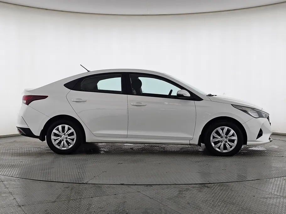 هيونداي اكسنت سمارت 2023 