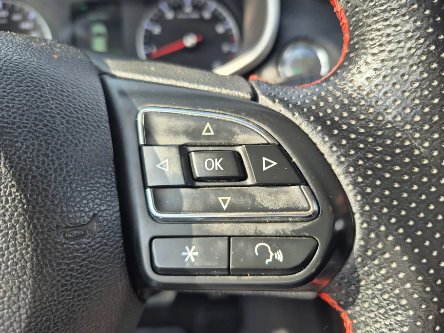 ام جي ZS STD 2023 