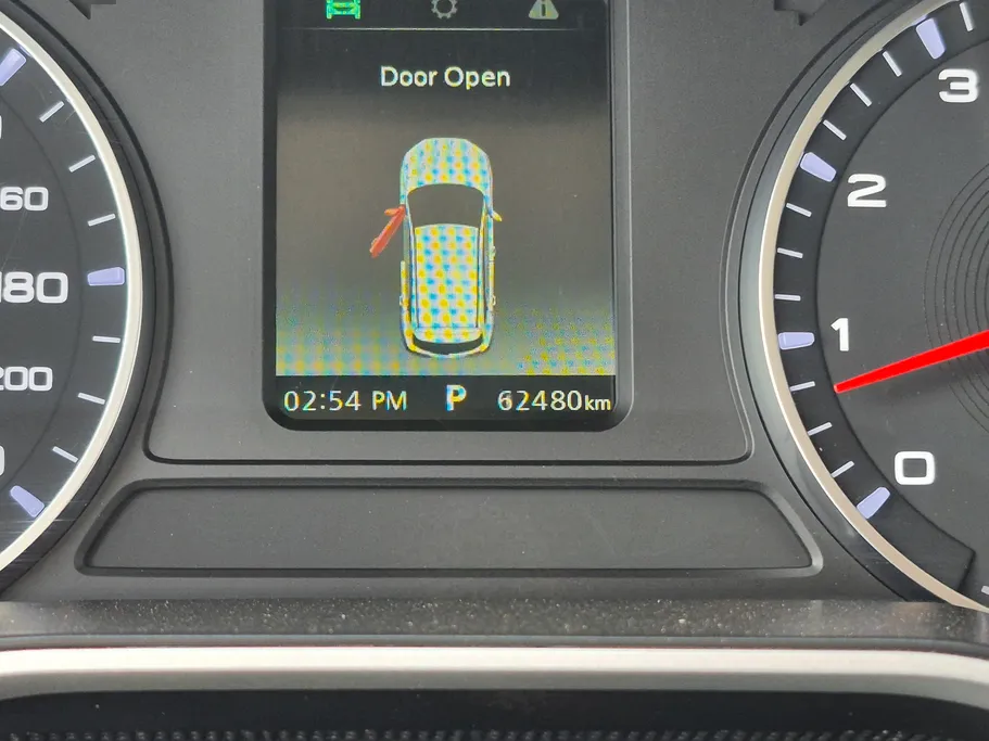 ام جي ZS STD 2023 