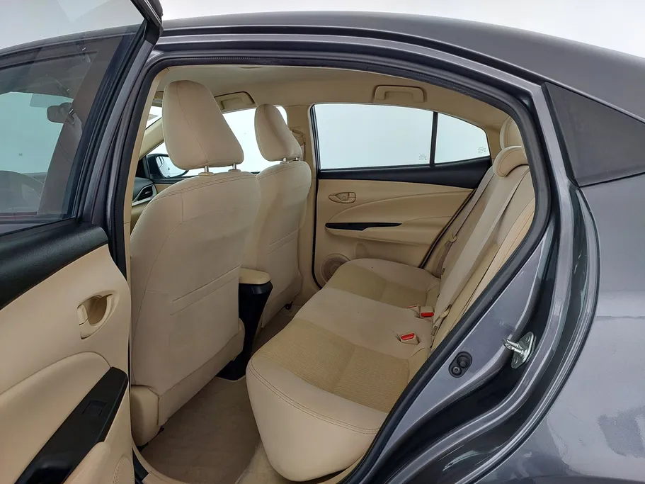 تويوتا يارس Y 2020 